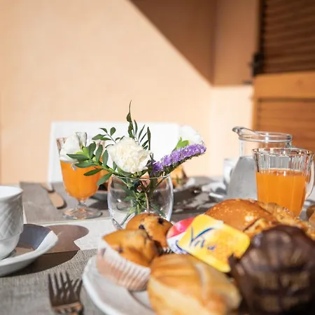 Hotel Daniel