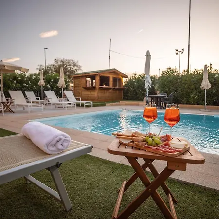 Daniel Hotel 3*
